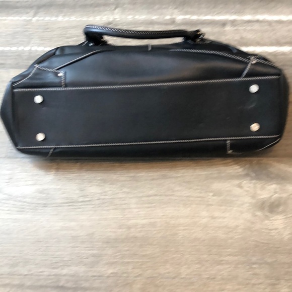 New, Donald J Pliner Black Purse - Picture 2 of 5